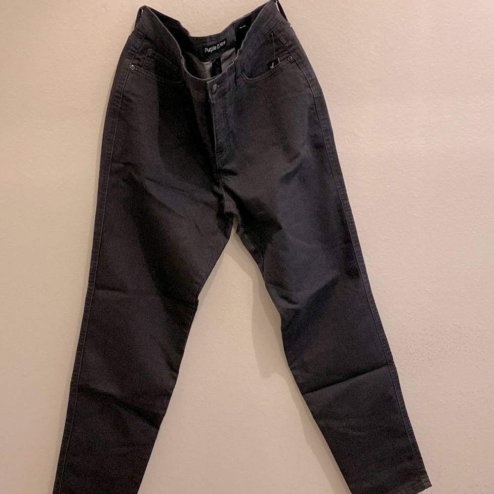 Gray skinny jeans - Purple & More brand